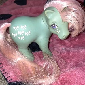 Vintage My Little Pony “Bow Tie” 1983